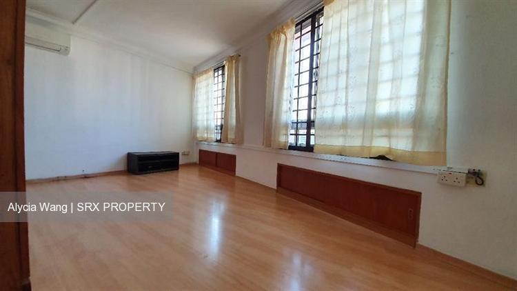 Blk 230H Tampines Street 21 (Tampines), HDB Executive #209026241